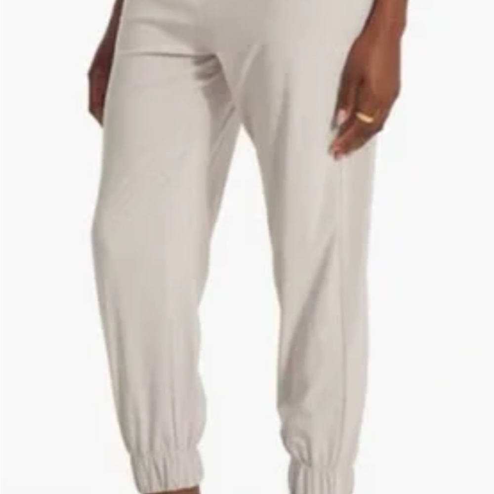 Vuori Women's Light Beige Villa Jogger Pants